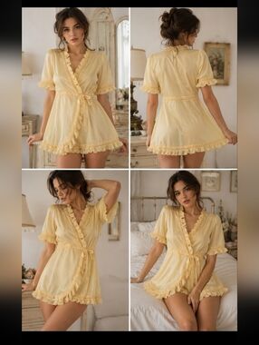 Yellow Ruffled Vintage Made In Italy 1950's Nightgown Size Small
